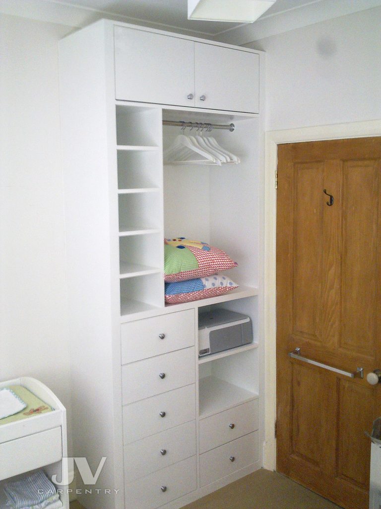 14-fitted-wardrobe-ideas-for-a-small-bedroom-jv-carpentry